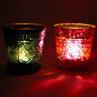 Illustration for article titled Light Up the
Festive mood with Diwali Lamps, Lanterns and more
